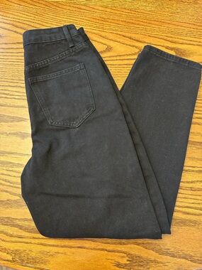 SHEIN Black High-Waist Straight Leg Jeans